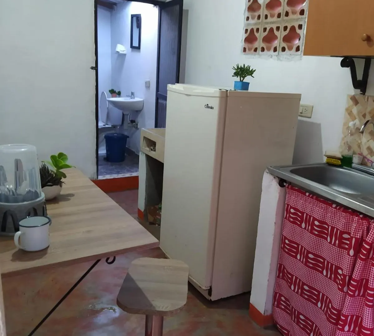 דירה מדיין Pequena Casa En Finca Cafetera