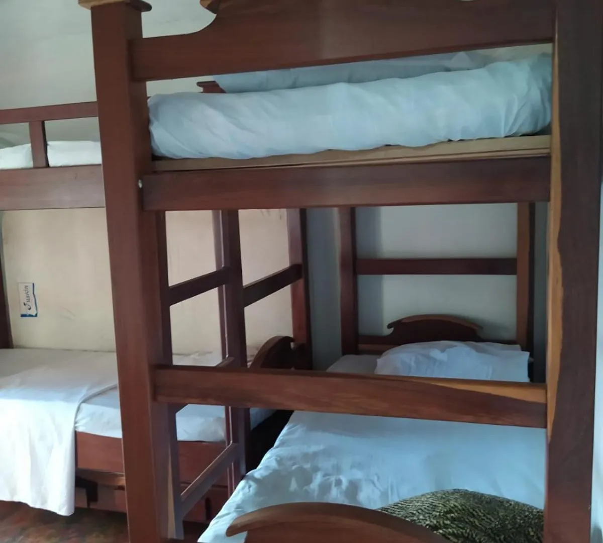 מדיין Pequena Casa En Finca Cafetera 0*,